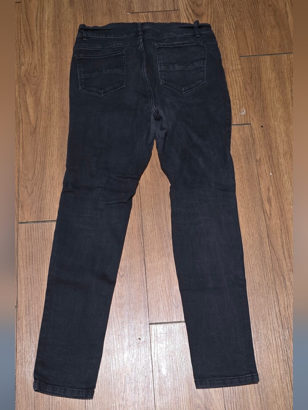 New York & Company Distressed Black Skinny Jeans - Picture 2 of 3